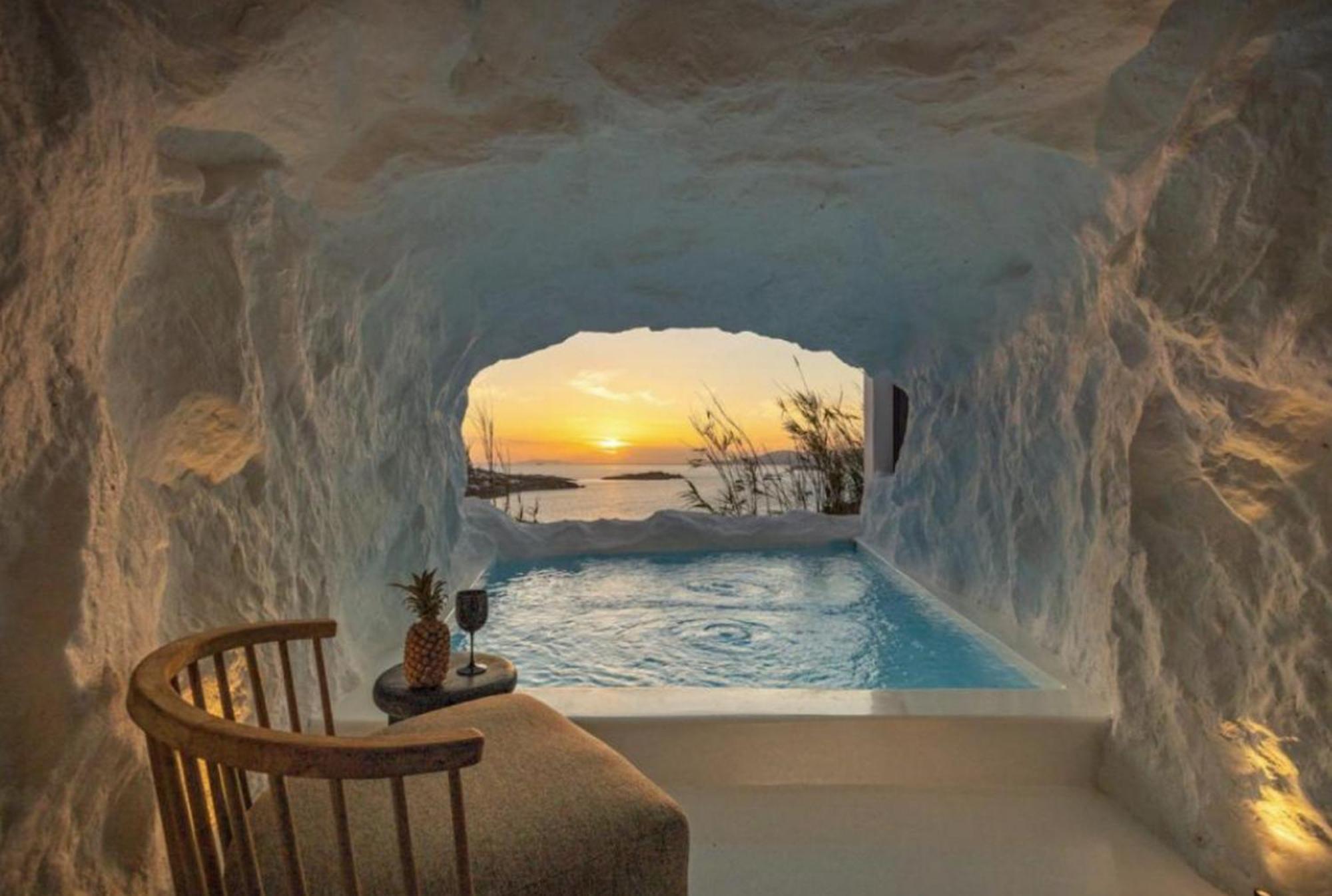 Villa Mbc Mykonos Town Black 6 Bedrooms Mykonos